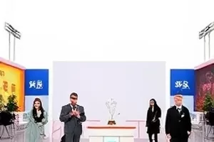 机场同框传闻封面:公共区域人流与时间线标注